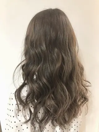 ロング カラー 女性リピ90%🍨 🩷佐藤みずきのヘアスタイル