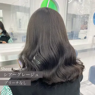ミディアム カラー ヘアアレンジ 【公式】横浜 THREE🤎🕯️のヘアスタイル