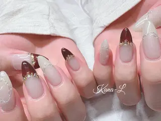 ネイル 芦辺 香奈のネイルデザイン