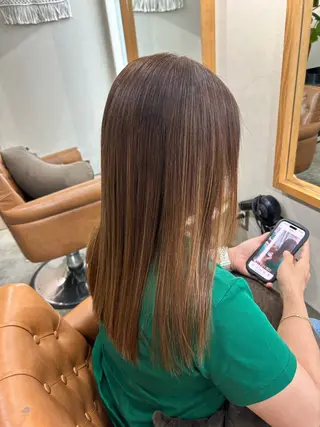 セミロング まつやま さおりのヘアスタイル