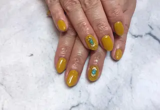 ネイル ネイルリボン 受付スタッフのネイルデザイン