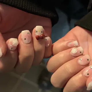 ショート 小川 柚香のネイルデザイン