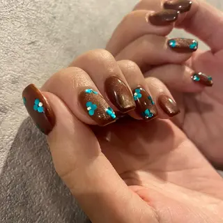 ネイル シェアサロンルレイル所属・REINA ルレイル心斎橋のネイルデザイン