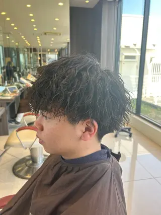 ショート パーマ メンズ メンズ専門 米山諒✂️のヘアスタイル