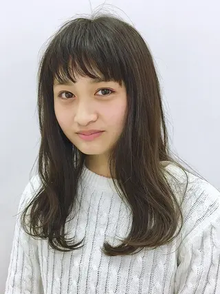 セミロング MOK 大阪梅田店のヘアスタイル