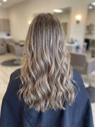 カラー COAGINZAMaison【コア銀座メゾン】所属・浜田 貫太郎✨️のヘアスタイル