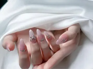 ネイル HIN NAILのネイルデザイン