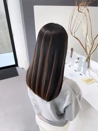 セミロング カラー LEF TATEMACHI所属・西山祐生/ハイトーン /ケアブリーチ/艶髪のヘアスタイル