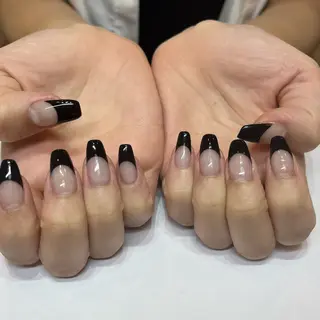 ネイル RALUA名駅前店 山崎のネイルデザイン