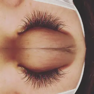 マツエク・マツパ 美容室 3piece 個室マツエクroom所属・高津3ピースドライ ヘッドスパ・ヒゲ脱毛のエステ・リラクイメージ