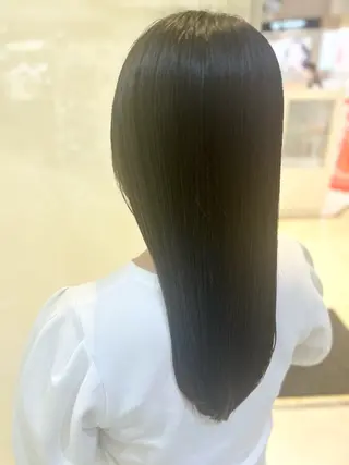 セミロング カラー 髪質改善/縮毛矯正 ササキナツミのヘアスタイル