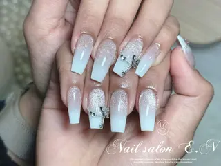 ネイル E.N🦋 長さ出し/持ち込みのネイルデザイン