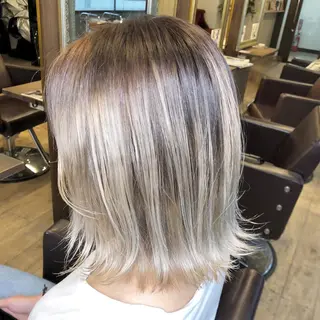 ショート カラー JILBLAN京都 ショート/ハイライトのヘアスタイル