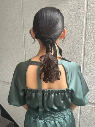 セミロング ヘアアレンジ カラーパティシエ facce🌼ikoのヘアスタイル