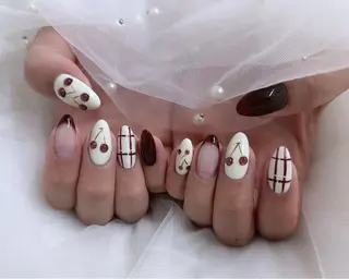 ネイル ToliyDeliy akemiのネイルデザイン