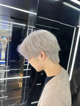 ショート カラー メンズ りょうへい/ 全頭ブリーチ/渋谷のヘアスタイル