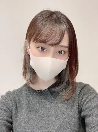 セミロング カラー ナカタケ ユウのヘアスタイル