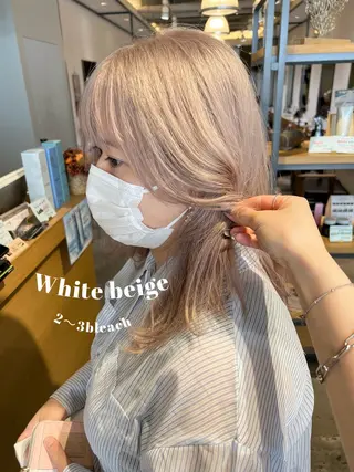 ミディアム カラー Kana 🍋 ハイトーン【高円寺】のヘアスタイル