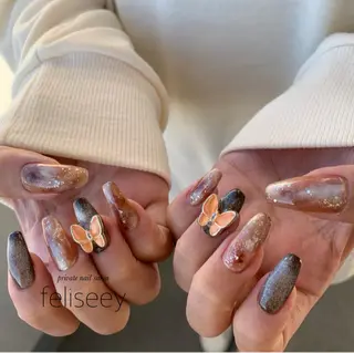 ネイル feliseey 〘フェリシー 〙のネイルデザイン