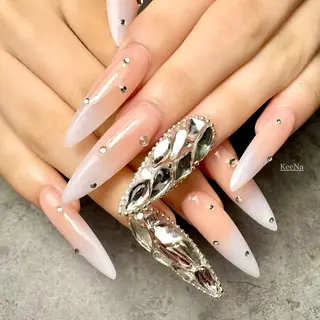 ネイル KeeNa キーナのネイルデザイン
