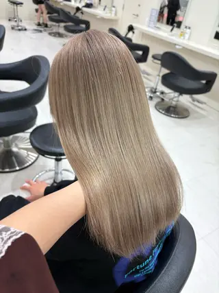 セミロング カラー ヘアアレンジ 💟RINNA 艶カラー💟のヘアスタイル