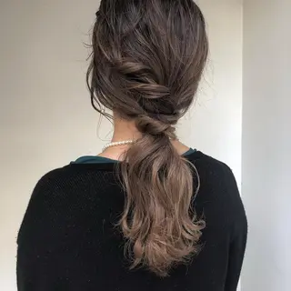 ミディアム カラー ヘアアレンジ BRUNTJET所属・MAEDA MADOKAのヘアスタイル