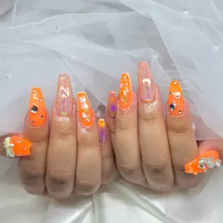 ネイル . 未來のネイルデザイン