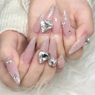 ネイル beauty studio M.O.D shibuya所属・🍁nail. kaede🍁のネイルデザイン