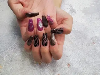 ネイル nailstudio eviz新宿店のネイルデザイン