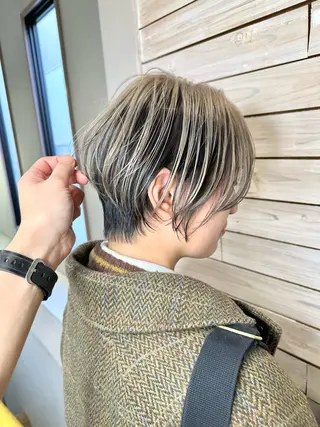 ショート カラー ✨大人美人ショート✨ 店長　藤井一輝のヘアスタイル