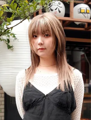 セミロング LUCCI所属・udaハイトーン /ボブ/レイヤーのヘアスタイル