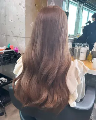 セミロング IS所属・横浜美容室/透明感 カラー/レイヤーのヘアスタイル