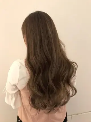 ミディアム カラー パーマ 指名支持率NO.1 スタイリストのヘアスタイル