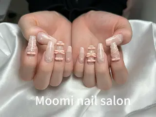 ネイル Moomi nail salonのネイルデザイン