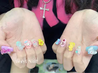 ショート ネイル Beryl Nail所属・Beryl Nail 新大久保のネイルデザイン