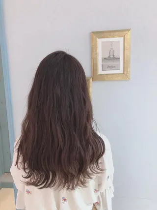 セミロング 代表山口ひな 髪質改善のプロのヘアスタイル