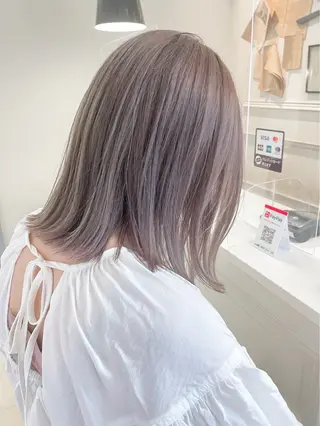 ショート ✨艶髪／透明感カラー ミユ💜のヘアスタイル