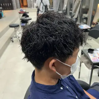パーマ メンズ メンズパーマ特化 荻田知也のヘアスタイル