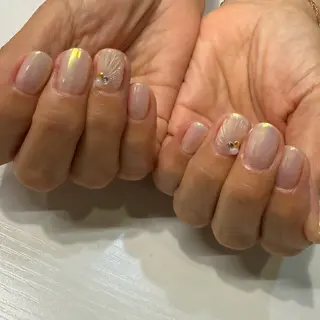 ネイル Re:st(リスト)所属・磯崎 梨乃のネイルデザイン