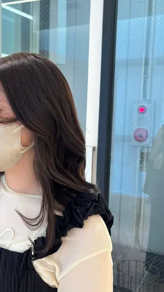 ミディアム カラー ParveMix 岡本えりかのヘアスタイル