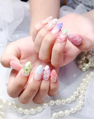 ネイル KiKO 🌻ひまわりサロンのネイルデザイン