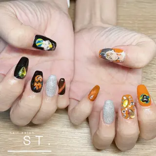 ネイル 以頭 遥夏のネイルデザイン