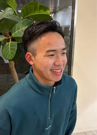 ショート メンズ ルチア　パリ所属・ブリーチモデル yunaのヘアスタイル