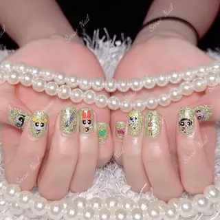 ネイル Queening 🦋のネイルデザイン