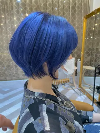 ショート カラー レイヤーと顔まわり 大好き❣️関口拓馬のヘアスタイル