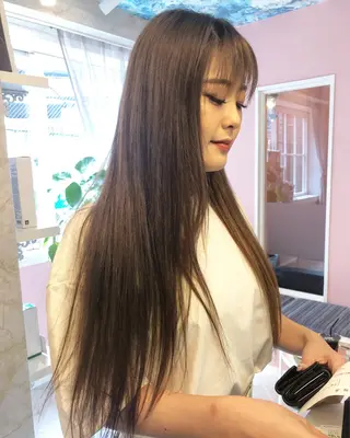 ロング REVE所属・TAKU 美容師のヘアスタイル