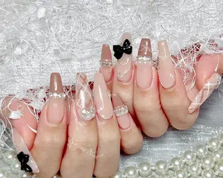 ネイル 🦋 Queenieのネイルデザイン