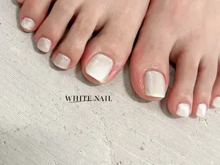 ネイル WHITE NAIL ホワイトネイルのネイルデザイン
