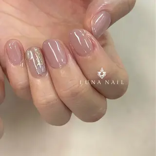 ネイル アトリエ　ミモザ所属・いまむら あかりのネイルデザイン