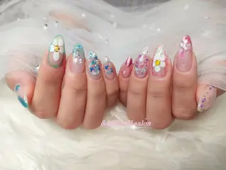 ネイル ＆ME アンドミーのネイルデザイン